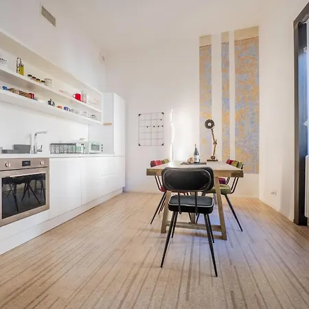 Apartment Vintage And Design In The Heart Of Vibrant Pigneto *